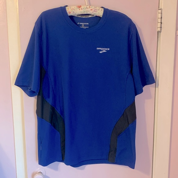 3/10$ Brooks running top - Picture 1 of 9